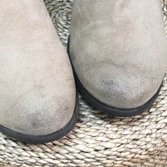 Carlos Santana Suede Booties - Picture 5 of 8